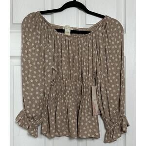 Coco & Shay Women’s Tan Floral Pattern Cropped Blouse Long Sleeve Size Large NWT